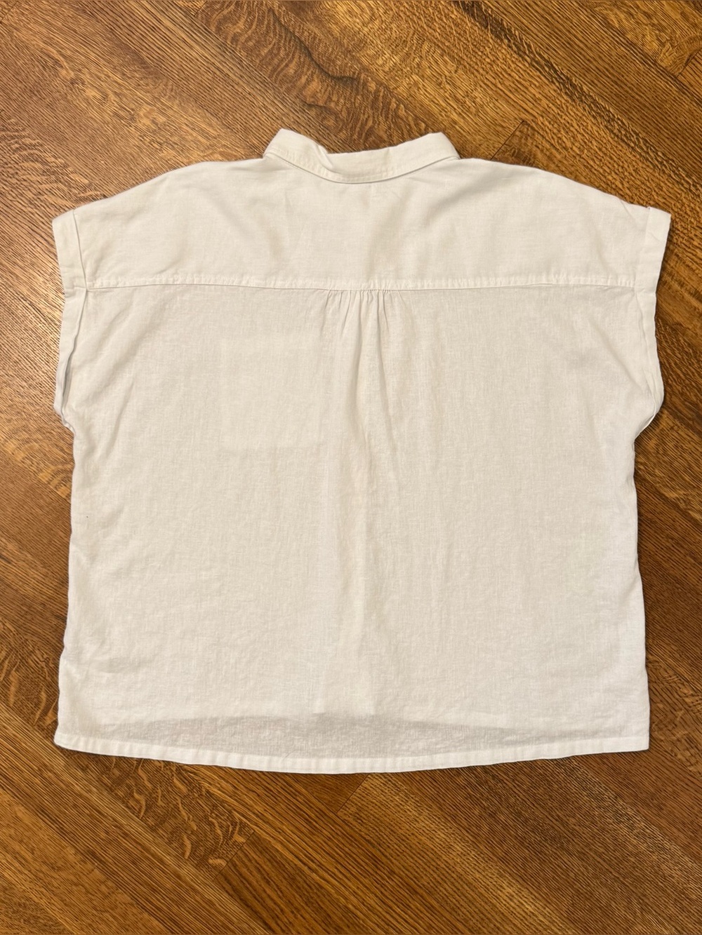 Orvis Lightweight Button-Up Boxy Shirt in White Linen Rayon Blend Size 2XL EUC - Picture 2 of 9